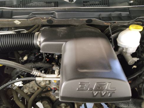 Used 2018 RAM 1500 Tradesman w/ Popular Equipment Group RWD image 30
