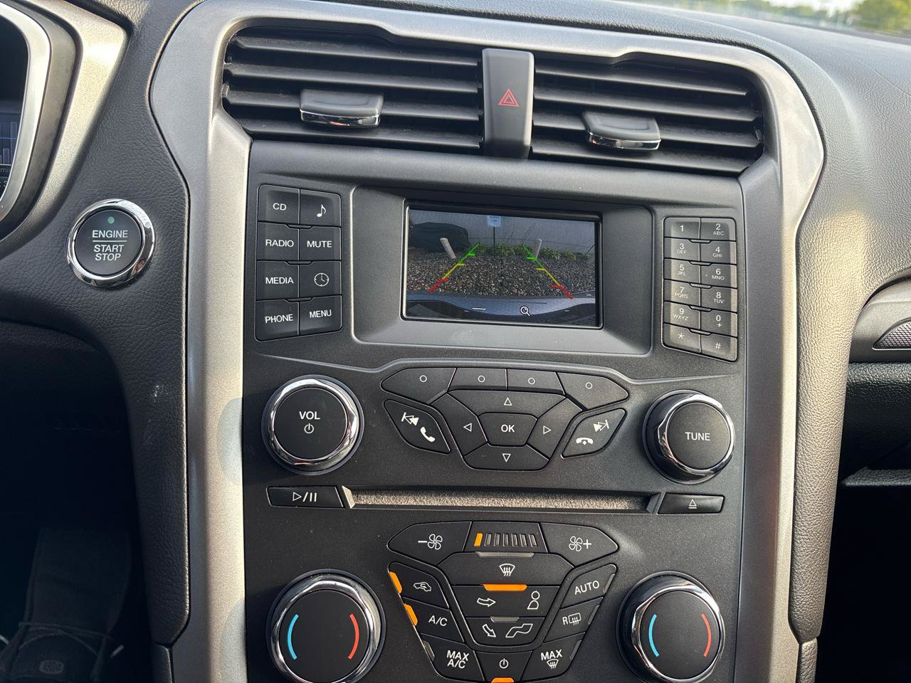 Used 2018 Ford Fusion S FWD image 16