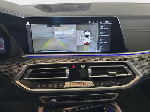 Used 2023 BMW X6 xDrive40i w/ M Sport Package image 23