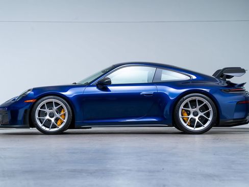 Used 2026 Porsche 911 GT3 RWD image 5