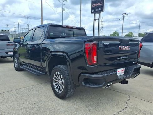 Used 2023 GMC Sierra 1500 AT4 w/ AT4 Premium Package AWD/4WD image 5