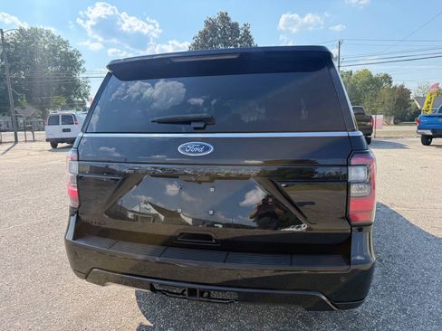 Used 2020 Ford Expedition Max Limited w/ Equipment Group 303A AWD/4WD image 18