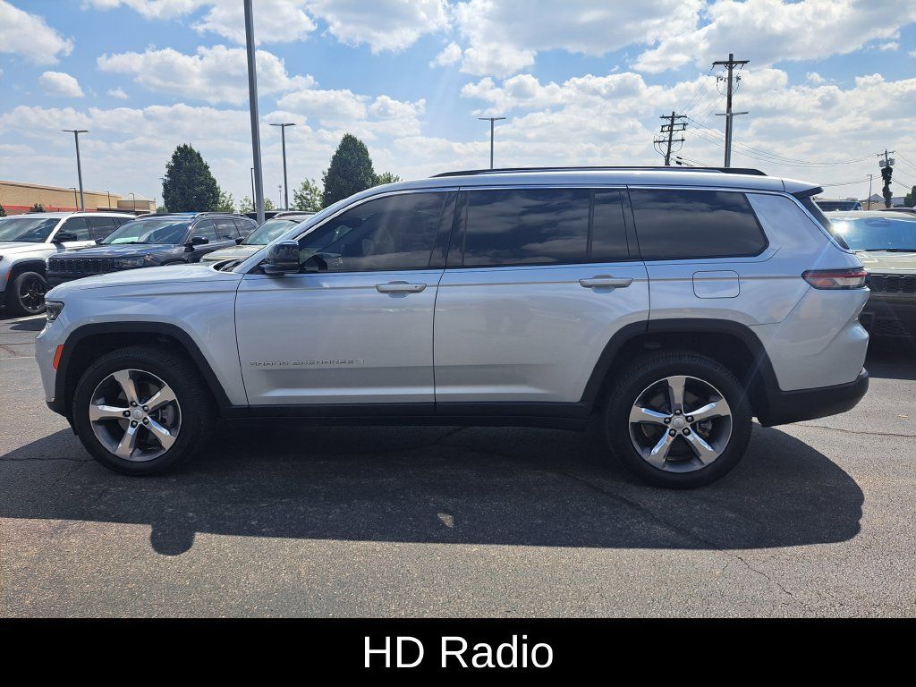 Used 2022 Jeep Grand Cherokee L Limited AWD/4WD image 7