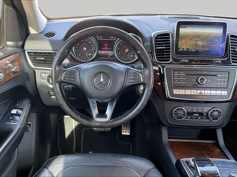 Used 2016 Mercedes-Benz GLE 400 4MATIC image 7