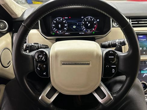 Used 2021 Land Rover Range Rover image 29