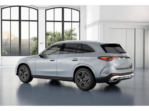 New 2025 Mercedes-Benz GLC 350e 4MATIC image 30
