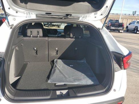 New 2026 Chevrolet Trax RS w/ Driver Confidence Package image 13