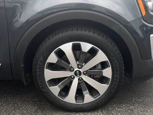 Used 2021 Kia Telluride EX w/ EX Premium Package FWD image 8