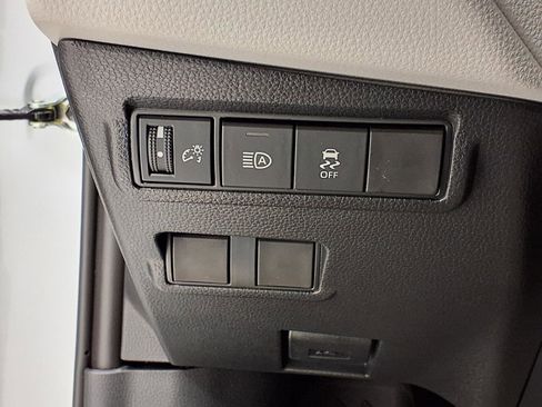 New 2026 Toyota Corolla Cross L image 20