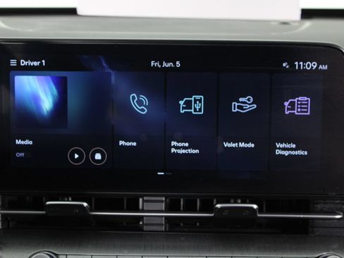 Certified 2024 Hyundai Kona SEL AWD/4WD image 9