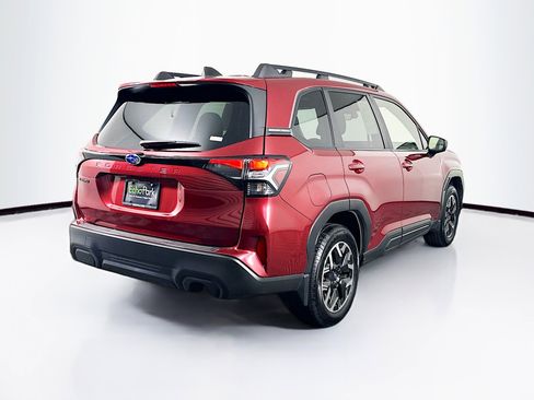 Used 2025 Subaru Forester Premium AWD/4WD image 9
