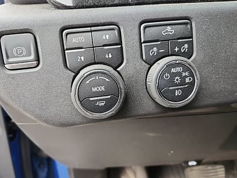 Certified 2023 Chevrolet Silverado 1500 LT Trail Boss w/ Protection Package AWD/4WD image 14