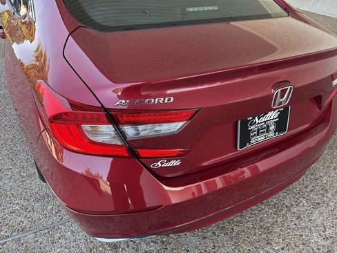 Used 2022 Honda Accord EX-L image 32