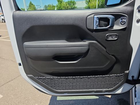 New 2026 Jeep Wrangler Unlimited Sport w/ Dual Top Group AWD/4WD image 9