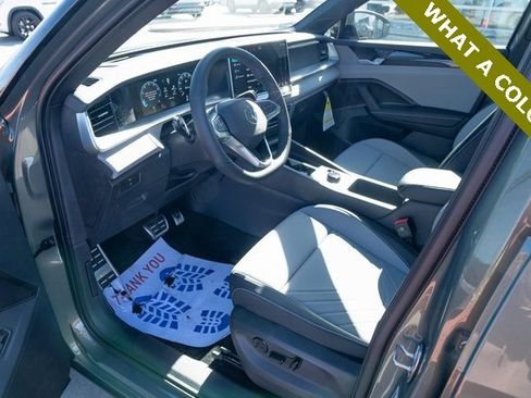 New 2026 Volkswagen Tiguan SE R-Line image 15