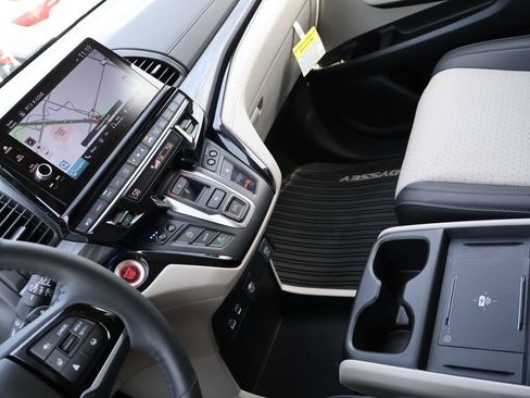 Certified 2026 Honda Odyssey Elite image 21