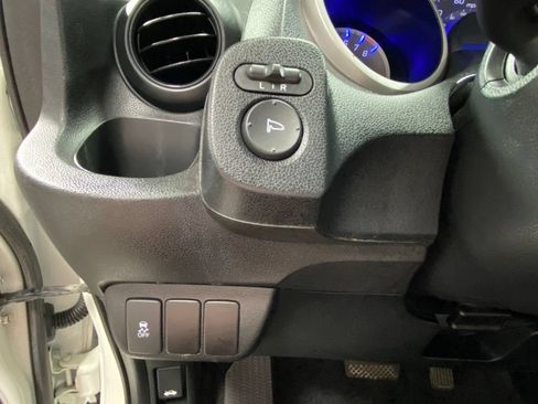 Used 2013 Honda Fit image 17