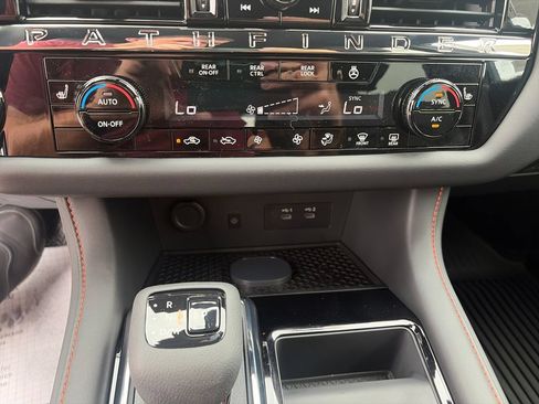 New 2026 Nissan Pathfinder Rock Creek w/ Rock Creek Premium Package AWD/4WD image 18