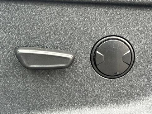 Used 2025 Ford F150 XLT w/ Equipment Group 301A Standard image 33