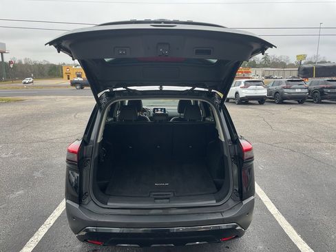 Certified 2023 Nissan Rogue SV w/ SV Premium B Package image 22