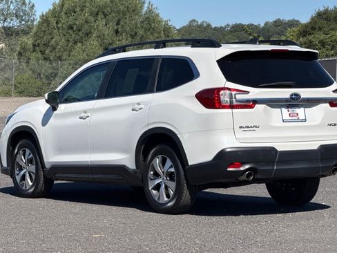 Used 2025 Subaru Ascent Premium AWD/4WD image 5