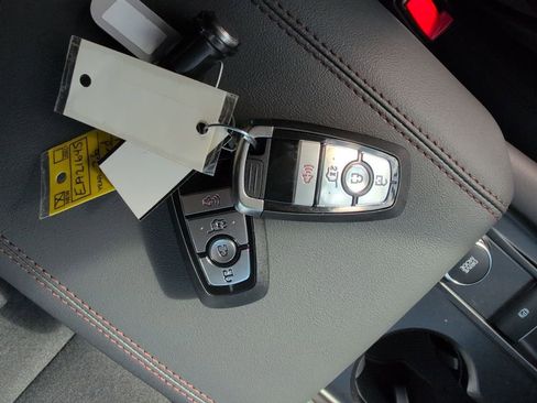 New 2026 Ford Explorer Active image 36