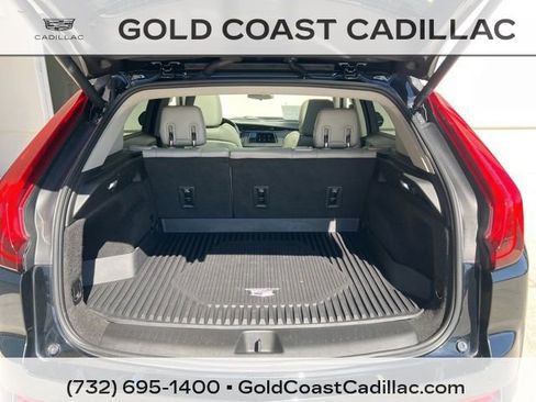 Certified 2023 Cadillac XT4 Luxury w/ Cold Weather Package AWD/4WD image 11