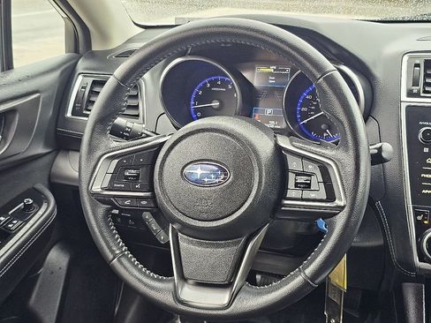 Used 2018 Subaru Outback 2.5i Premium image 34