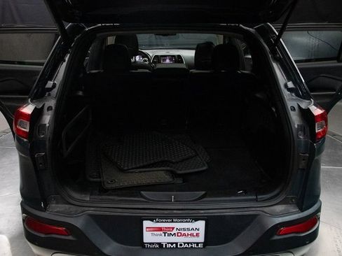 Used 2016 Jeep Cherokee Trailhawk w/ Comfort/Convenience Group image 19