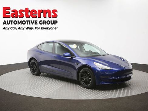 Used 2023 Tesla Model 3 Standard Range RWD image 43