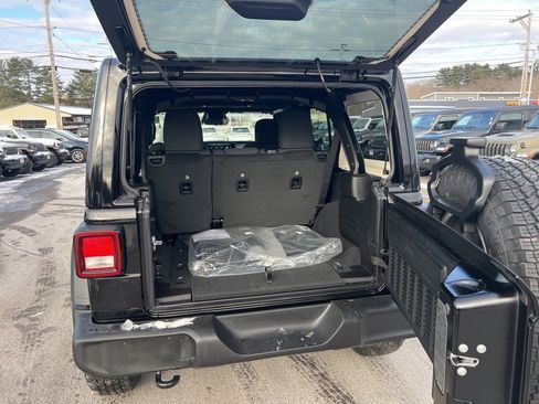 New 2026 Jeep Wrangler Sport S image 15