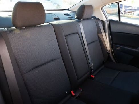 Used 2011 MAZDA MAZDA3 i Touring image 17