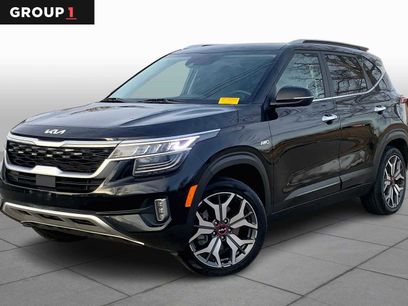 Certified 2022 Kia Seltos SX w/ Sunroof Package