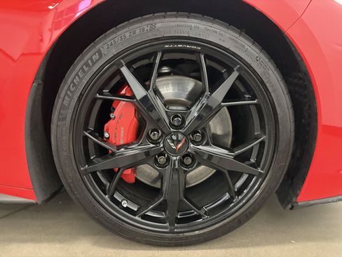 Used 2022 Chevrolet Corvette Stingray Preferred Cpe w/ Z51 Performance Package RWD image 47