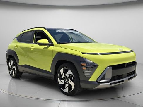 Used 2024 Hyundai Kona Limited FWD image 9