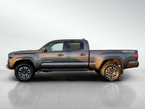 Used 2021 Toyota Tacoma TRD Sport image 2