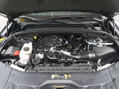 Used 2024 Jeep Grand Cherokee Altitude image 32