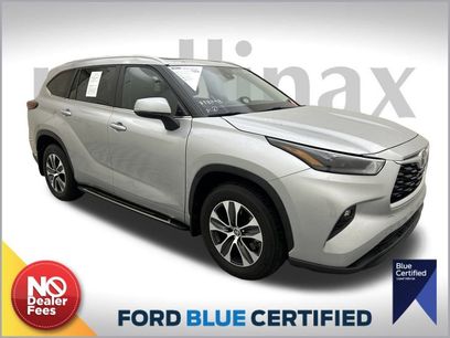 Used 2023 Toyota Highlander XLE