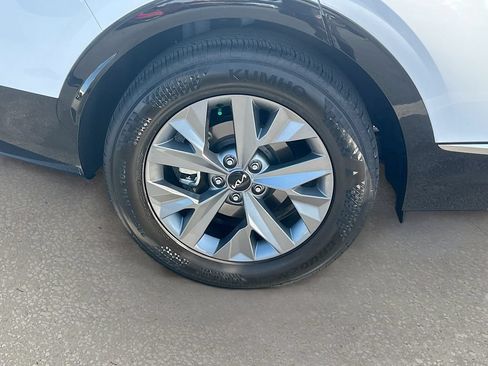 Certified 2025 Kia Sportage SX FWD image 32