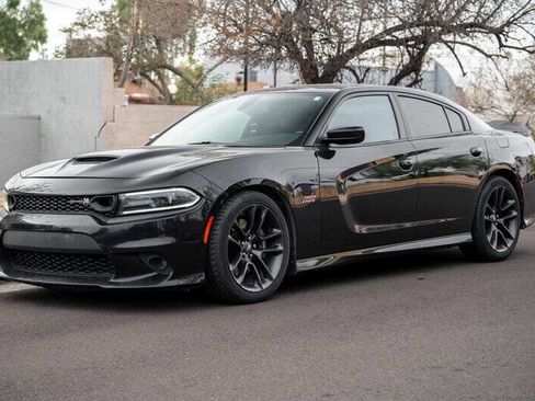 Used 2021 Dodge Charger Scat Pack w/ Navigation & Travel Group image 1