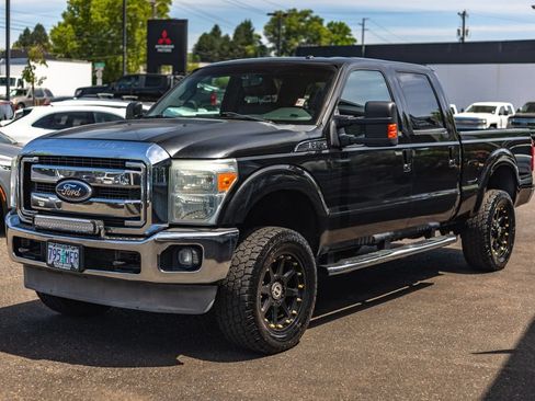 Used 2011 Ford F250 Lariat w/ FX4 4X4 Off-Road Pkg image 4