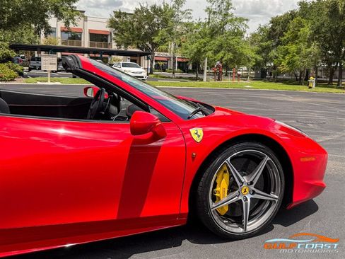 Used 2013 Ferrari 458 Spider RWD image 58