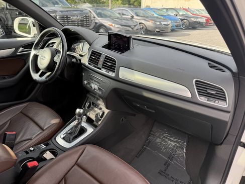 Used 2018 Audi Q3 2.0T Premium Plus w/ Premium Plus Package AWD/4WD image 15