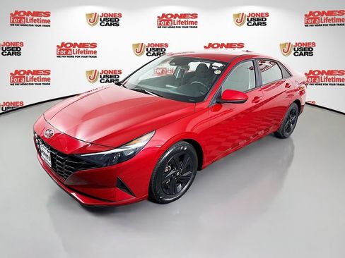 Certified 2023 Hyundai Elantra SEL w/ Cargo Package FWD image 12