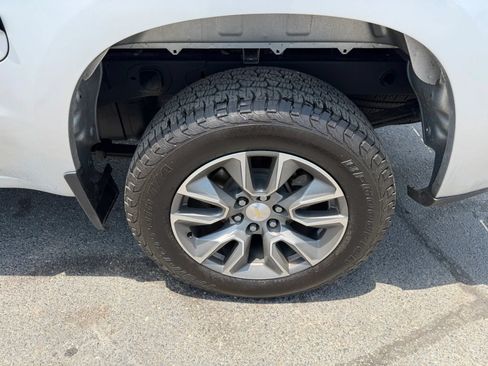Used 2021 Chevrolet Silverado 1500 LT w/ Texas Edition Plus RWD image 19