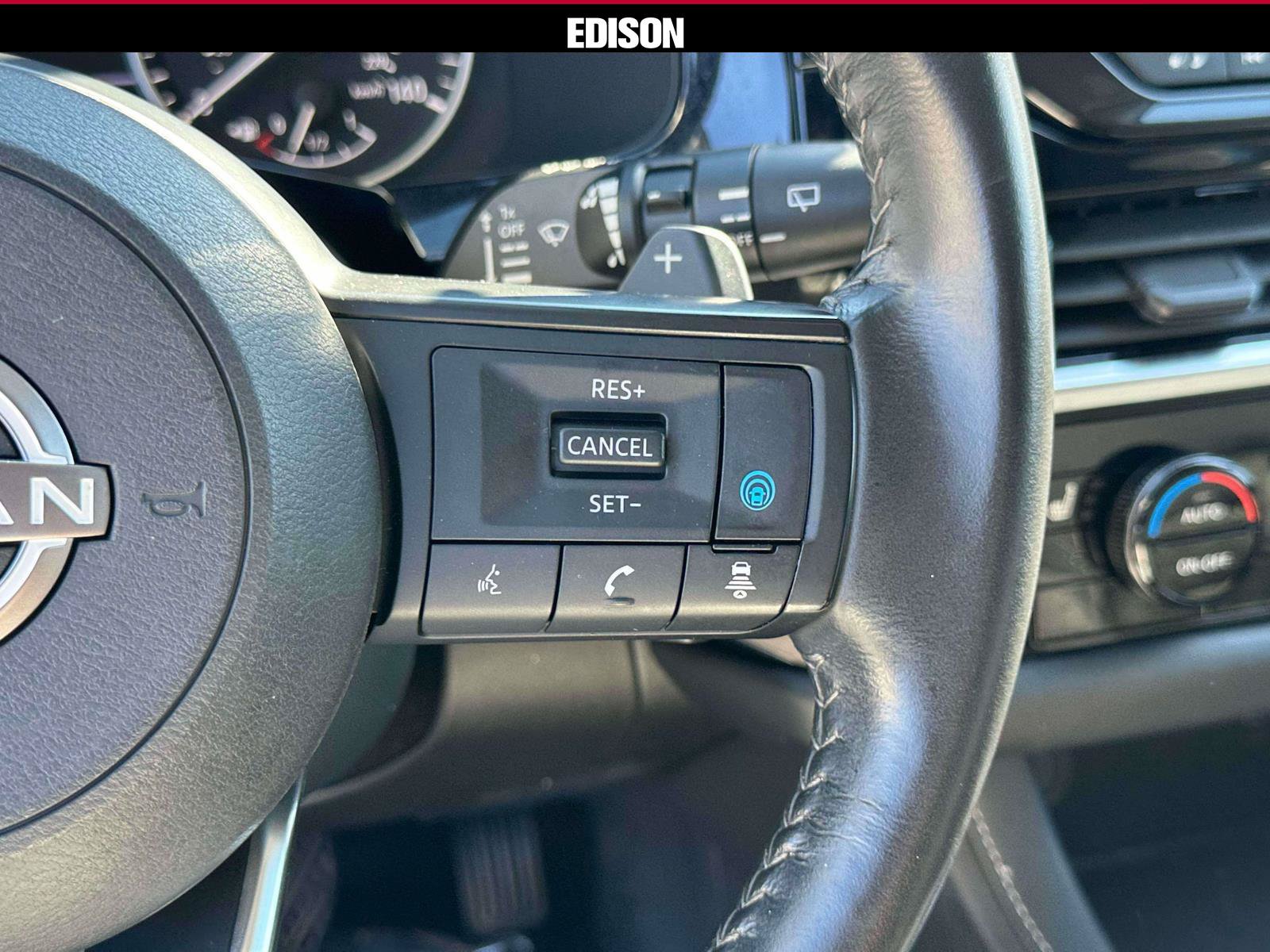 Used 2024 Nissan Pathfinder SV w/ Cargo Package AWD/4WD image 21