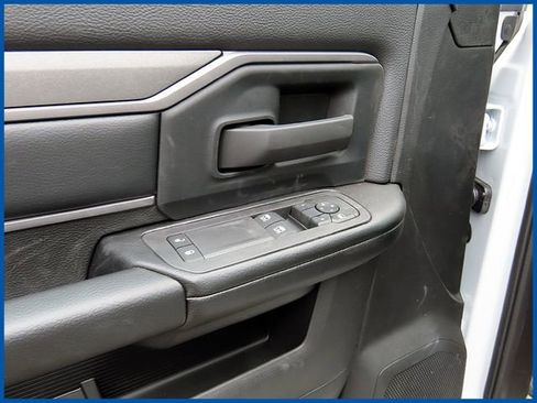 New 2026 RAM 3500 Tradesman w/ Chrome Appearance Group A AWD/4WD image 7