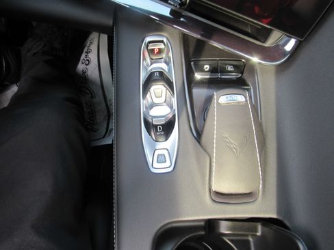 Used 2025 Chevrolet Corvette Stingray Preferred Conv w/ Stealth Interior Trim Package RWD image 22