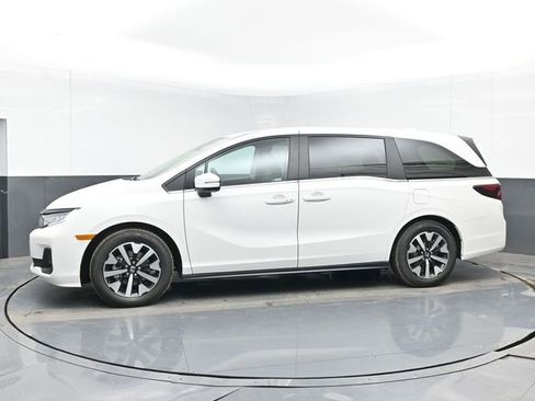 New 2026 Honda Odyssey EX-L image 6
