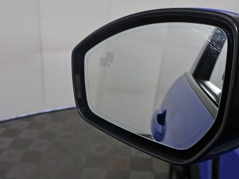 Used 2022 Jaguar F-PACE SVR image 39